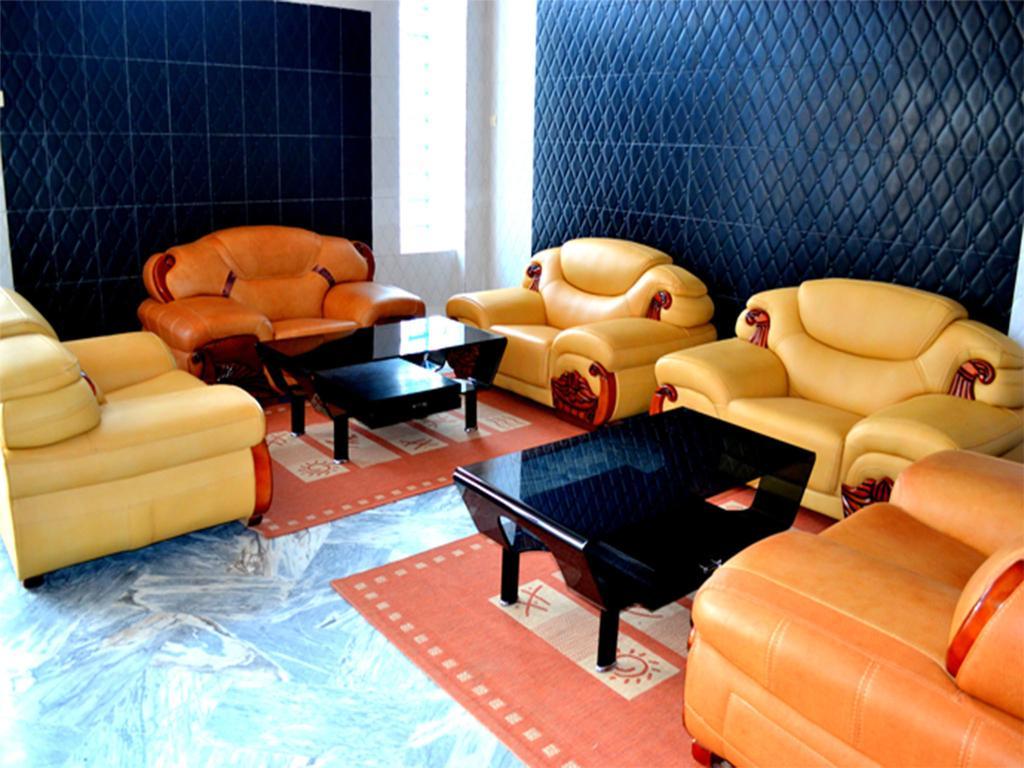Royal Suites Hotel 누악쇼트 외부 사진