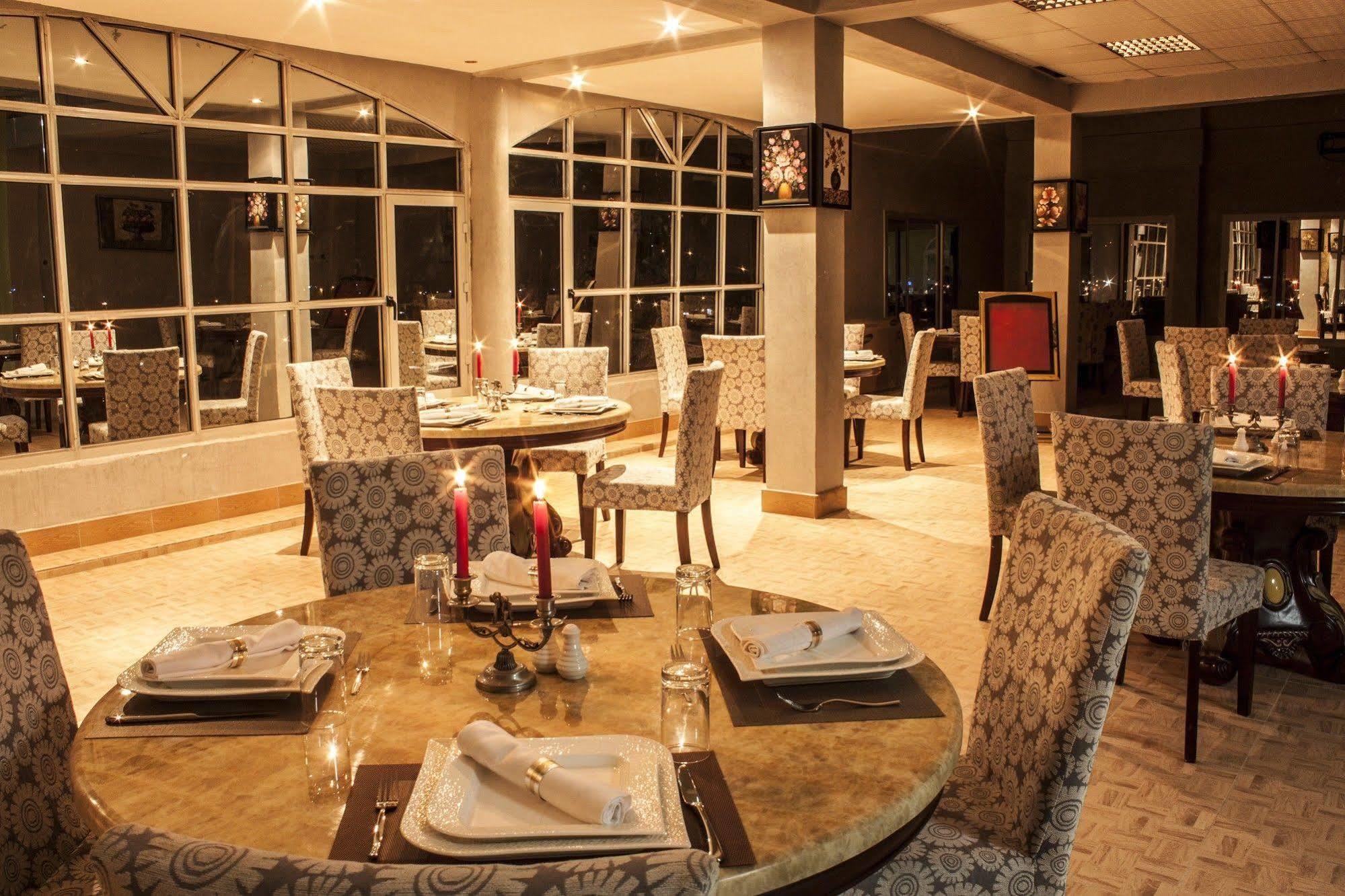 Royal Suites Hotel 누악쇼트 외부 사진